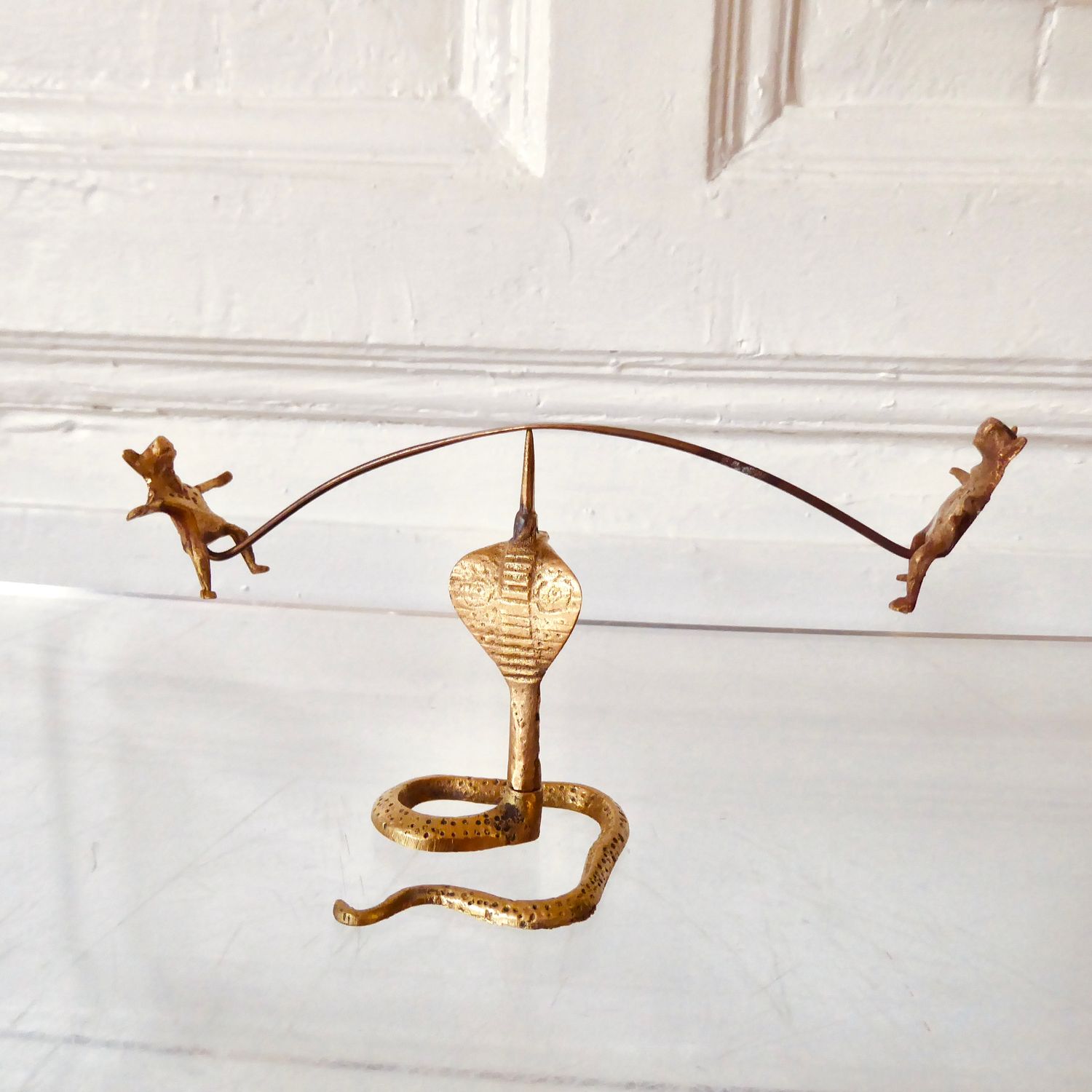 Kinetisches Balance Objekt Kobra Bär Kinetisches Balance Objekt Kobra Bär