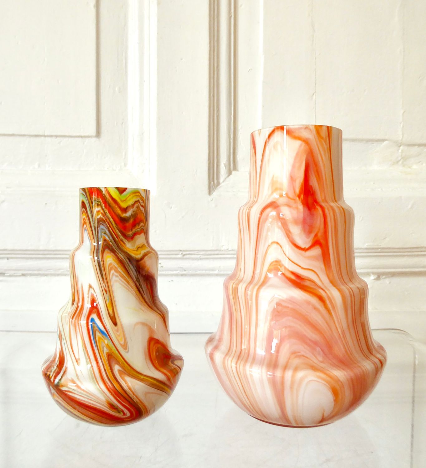 2 Art Glass Vasen