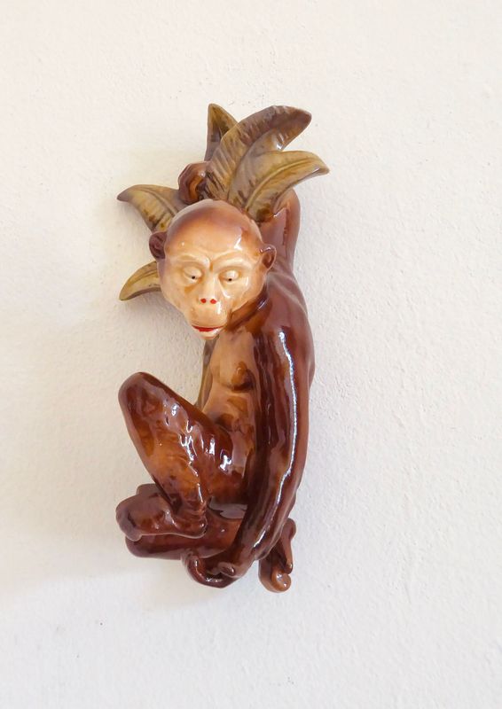 Affe Keramik Skulptur Wand Relief