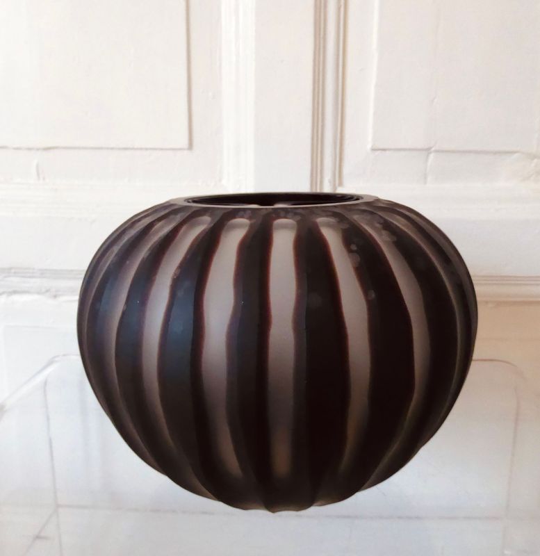 Art Glass Vase XO Design