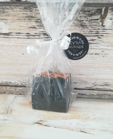 Savon cube Charbon activé & Roses
