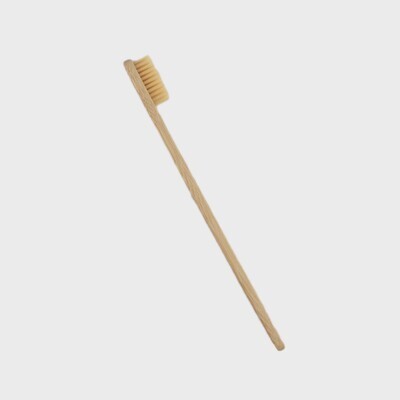 Зубная щетка из бамбука