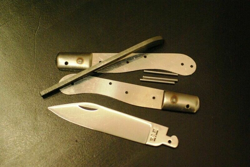 Messerbausatz Aurillac, Original Kit aus Thiers, Frankreich, geschmiedete Feder glatt, Klinge 12 C 27 matt