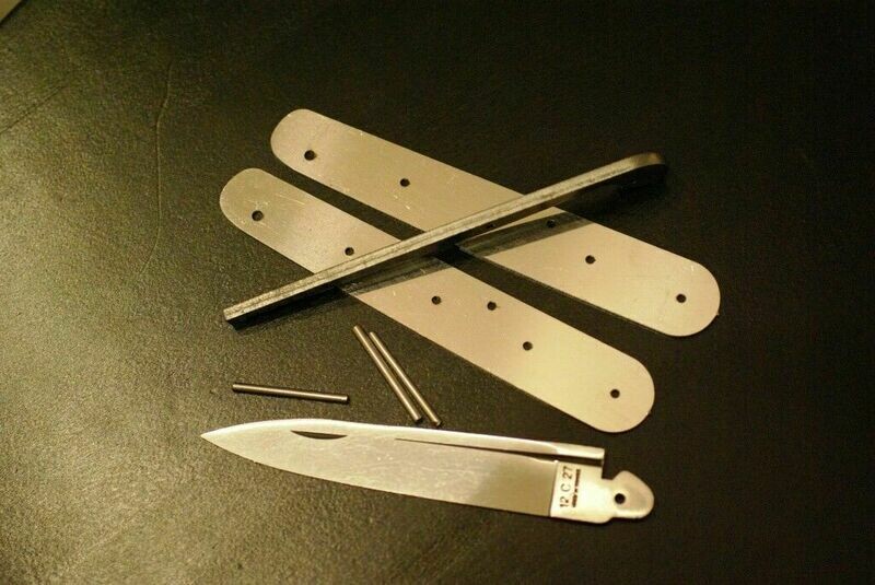 Messerbausatz Rouennais, Original Kit aus Thiers, Frankreich, geschmiedete Feder, Klinge 12 C 27 matt