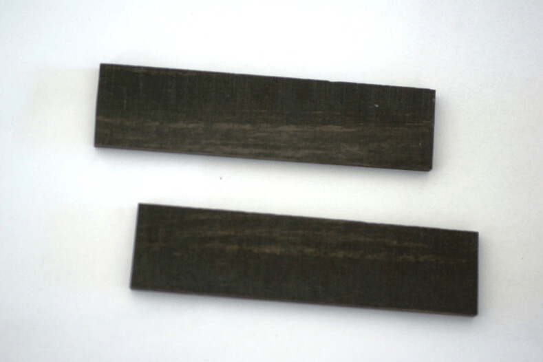 Griffschalen Ebenholz erste Wahl für alle hier angebotenen Messerbausätze Griffschalen Ebenholz erste Wahl für alle hier angebotenen Messerbausätze