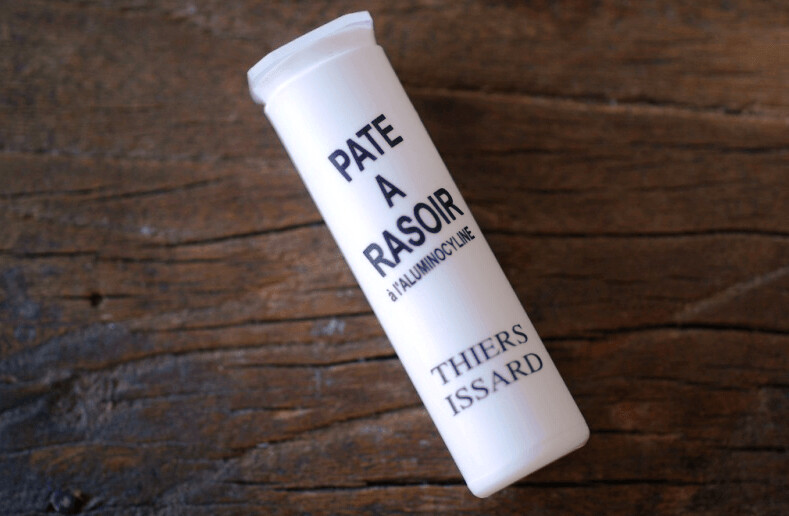 Schärfpaste (Strop-Paste) aus Aluminiumoxid für das Rasiermesser Schärfpaste (Strop-Paste) aus Aluminiumoxid für das Rasiermesser
