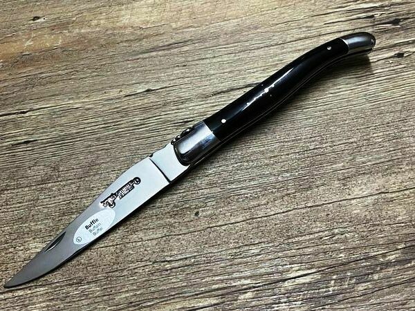 Laguiole en Aubrac 12 cm, geschmiedete Biene, Griff Büffelhornspitze poliert