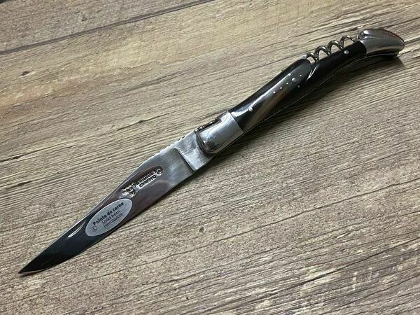 Laguiole en Aubrac 12 cm, geschmiedete Biene, Griff geflammte Hornspitze, Korkenzieher, Doppelplatine