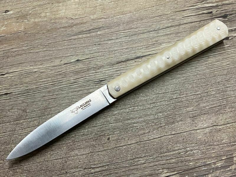 Laguiole en Aubrac, das Espalion, Taschenmesser 12 cm, Griff Rinderbein gerippt Laguiole en Aubrac, das Espalion, Taschenmesser 12 cm, Griff Rinderbein gerippt