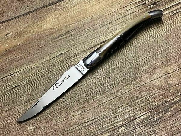 Laguiole, Serie Luxe, 12 cm, geflammte Hornspitze hochglanzpoliert, Schmiede ARTO Laguiole, Serie Luxe, 12 cm, geflammte Hornspitze hochglanzpoliert, Schmiede ARTO