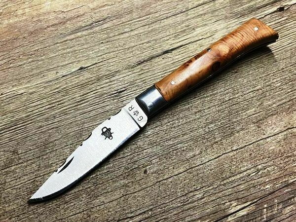 Das Alpin, französisches Taschenmesser, Griff Wacholder, Schmiede Thiers Issard Das Alpin, französisches Taschenmesser, Griff Wacholder, Schmiede Thiers Issard