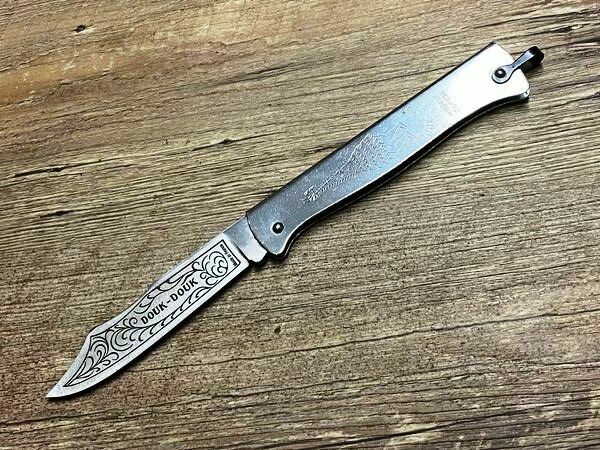 Das Douk Douk mit verchromtem Griff und Einsteck-Etui, französisches Taschenmesser Schmiede Gaspard Cognet
