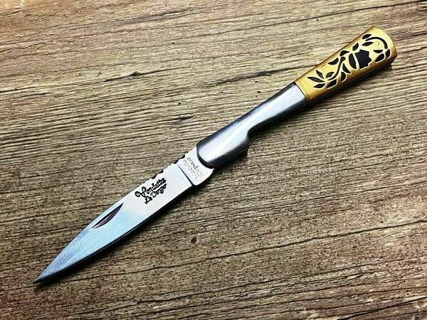 Vendetta, Modell petit, Griff Ebenholz/Messing, Klingenrückenverzierung, Coutellerie du Bastion Le Berger