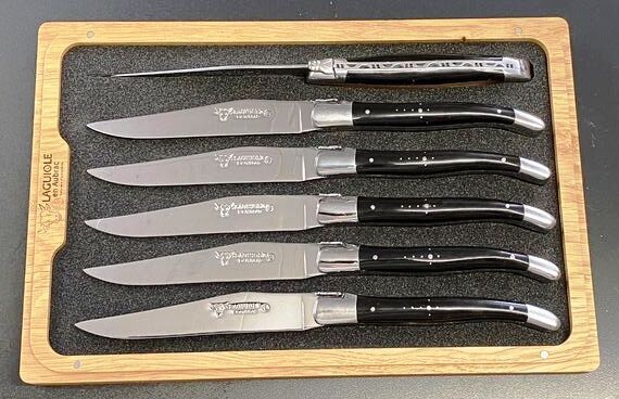 6 Stück Steakmesser Tafelmesser Laguiole en Aubrac, Griff Büffelhorn poliert 6 Stück Steakmesser Tafelmesser Laguiole en Aubrac, Griff Büffelhorn poliert