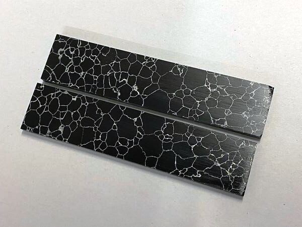 Griffschalen Onyx Silber (Verbundstoff) für alle angebotenen Messerbausätze (12,5 cm x 2,6 cm x 0,5 cm)