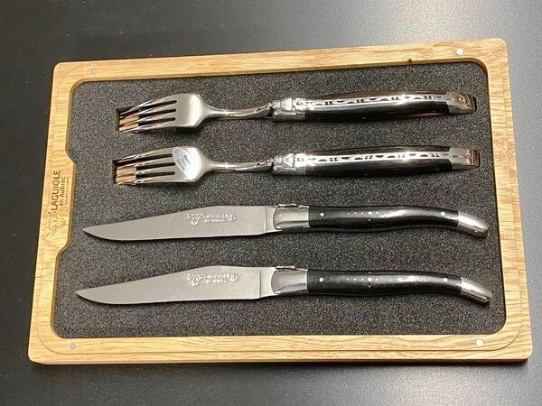 Steakmesser Tafelmesser Set,  Laguiole en Aubrac, Griff Ebenholz  (zwei Stück Steakmesser und zwei Stück Gabel)