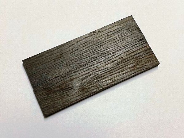 Griffschalen fossile Mooreiche für alle hier angebotenen Messerbausätze Griffschalen fossile Mooreiche für alle hier angebotenen Messerbausätze