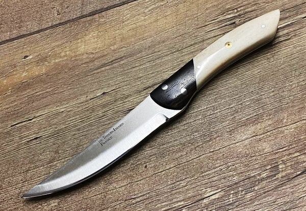 Thiers Issard, robuster französischer Jagddolch, Griff Rinderbein/Ebenholz mit Gütellederholster aus Bullen-Kernleder