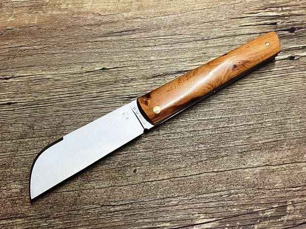 Das Seurre, maritimes Taschenmesser, Design ROBERT BEILLONNET, Griff Wacholder, Schmiede PassionFrance
