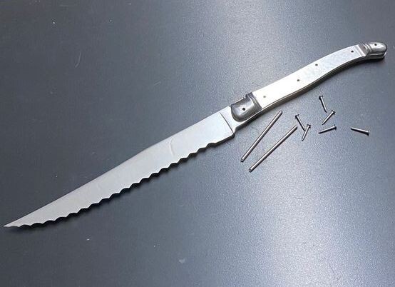 Laguiole Brotmesser-Bausatz, Original Kit aus Thiers, Frankreich, Ressort verziert, Klinge Glanz
