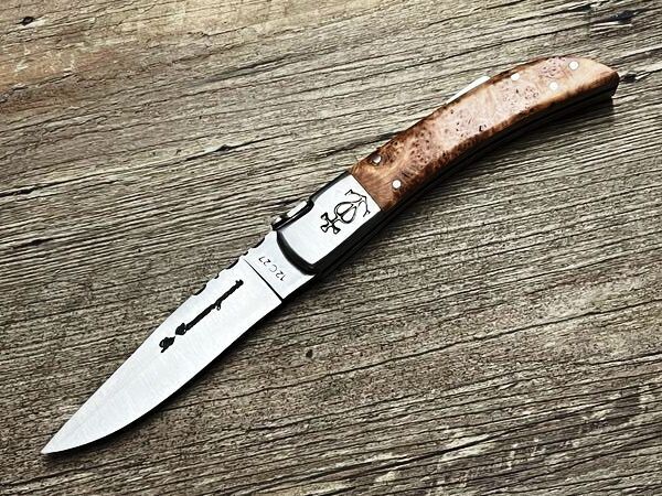 Le Camarguais, französisches Taschenmesser,  geschmiedete Feder, Griff Wacholder