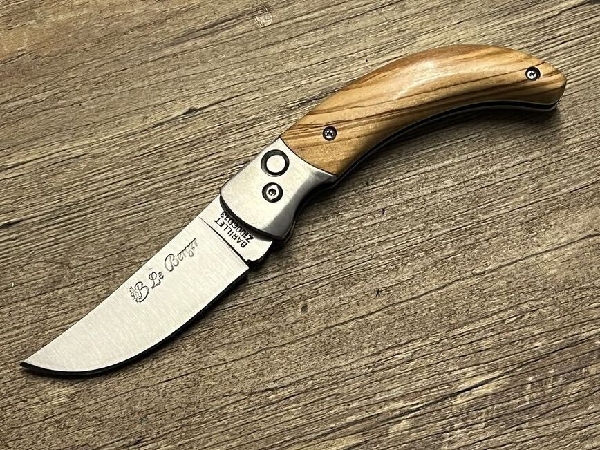 Automatikmesser U Rusticu, korsisches Hirtenmesser, Griff Olivenholz, Coutellerie du Bastion Le Berger