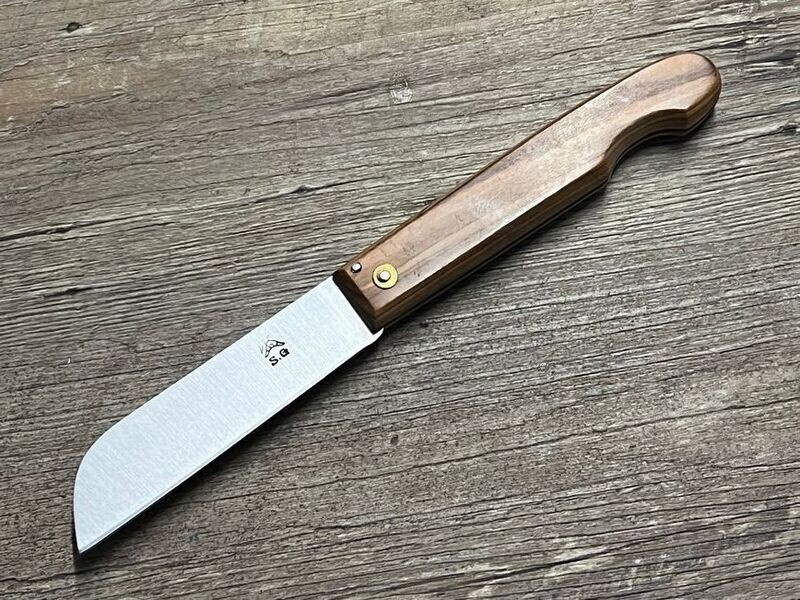 Das Galeam, französisches Taschenmesser mit einer interessanten Historie und einem Stahl aus den dreißiger Jahren, Griff Olivenholz, Schmiede Thiers Issard Das Galeam, französisches Taschenmesser mit einer interessanten Historie und einem Stahl aus den dreißiger Jahren, Griff Olivenholz, Schmiede Thiers Issard