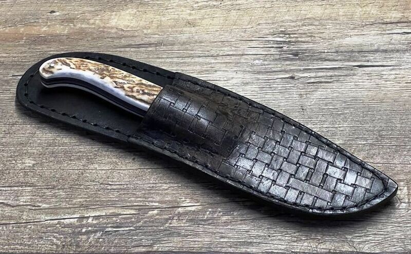 Gürtellederholster aus Bullen-Kernleder gepunzt für Jagdmesser 14 cm Laguiole en Aubrac