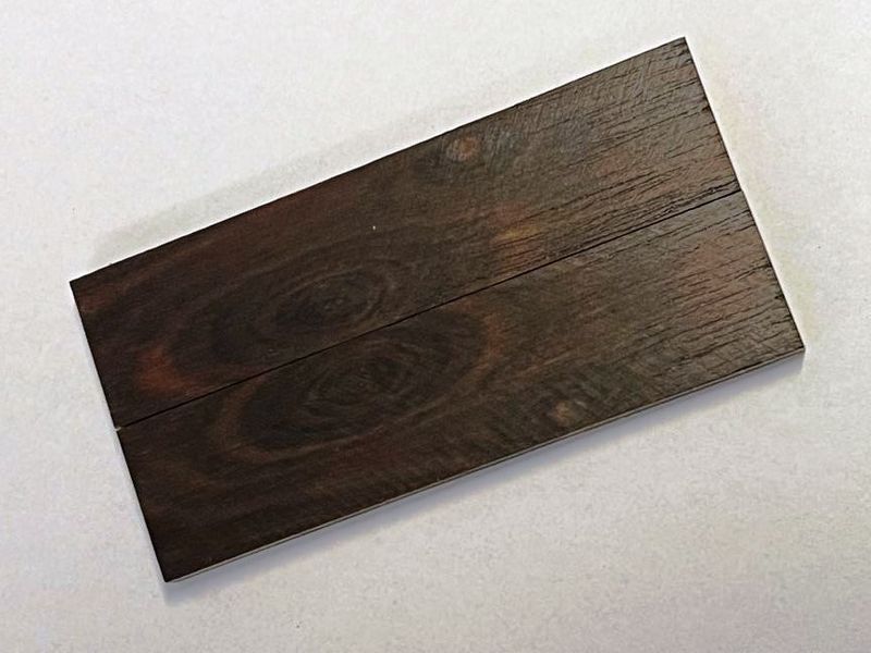 Griffschalen Ziricote erste Wahl für alle hier angebotenen Messerbausätze Griffschalen Ziricote erste Wahl für alle hier angebotenen Messerbausätze