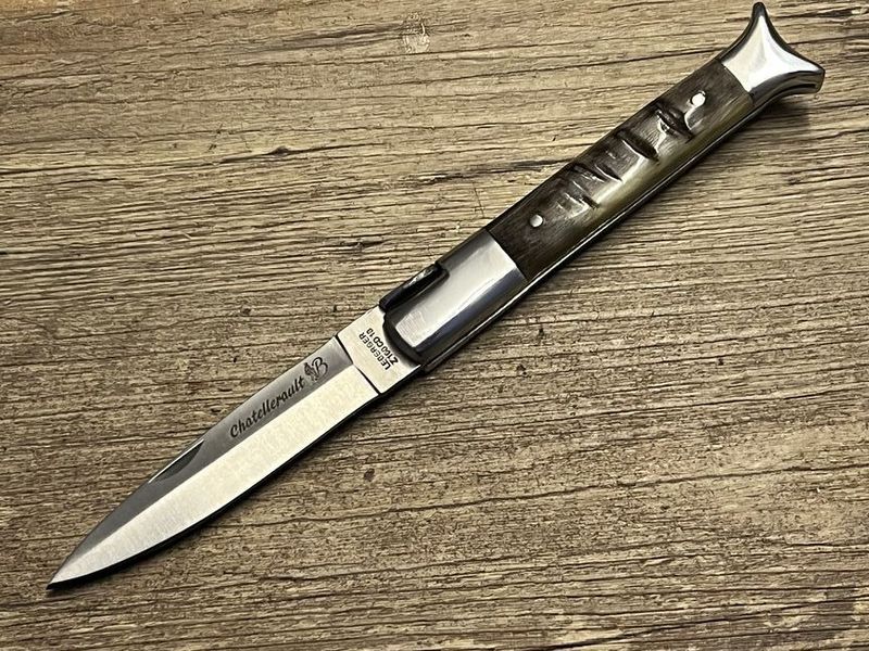 Das Chatellerault Prestige, französisches Taschenmesser, Griff Widderhorn, Schmiede Coutellerie du Bastion, Le Berger, Messer Nr. 1 Das Chatellerault Prestige, französisches Taschenmesser, Griff Widderhorn, Schmiede Coutellerie du Bastion, Le Berger, Messer Nr. 1