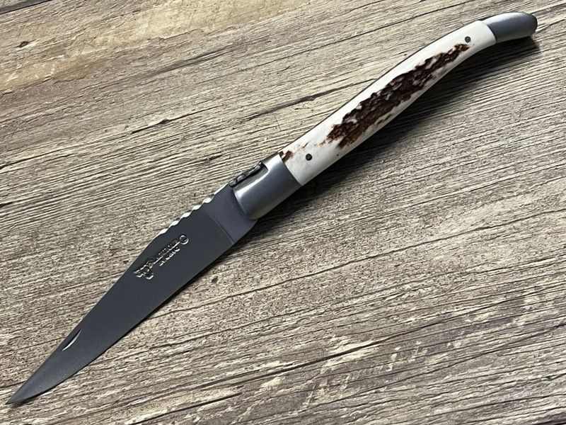 Laguiole en Aubrac 12 cm, Spiralfeder,  geschmiedete Biene, Doppelplatine, Griff Hirschhorn aus der Auvergne Messer Nr. 2