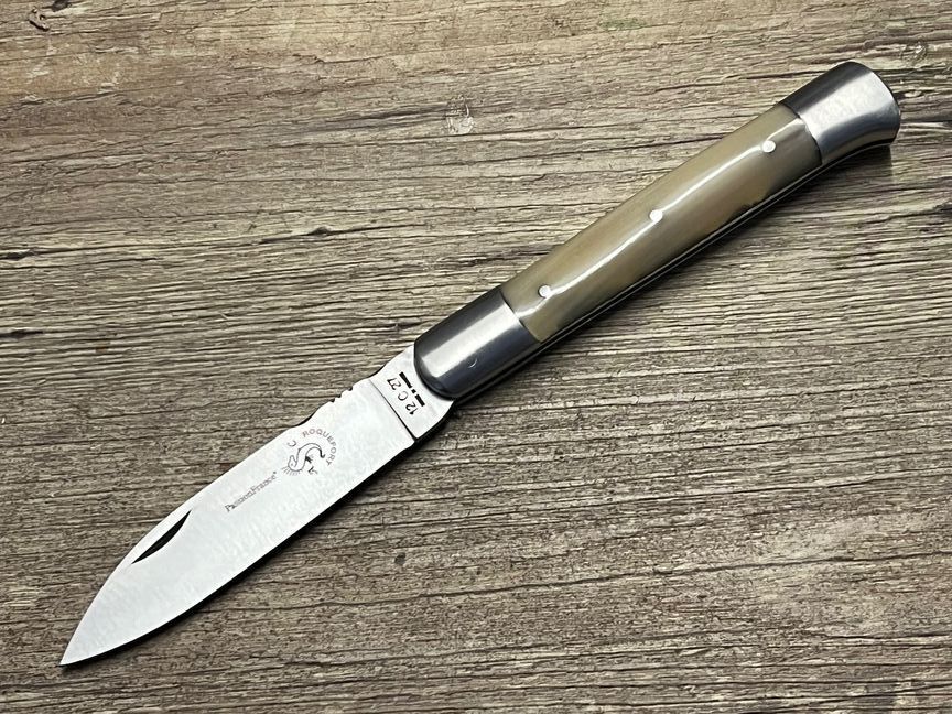 Das Roquefort , französisches Taschenmesser, Griff  geflammte Hornspitze Schmiede ARTO