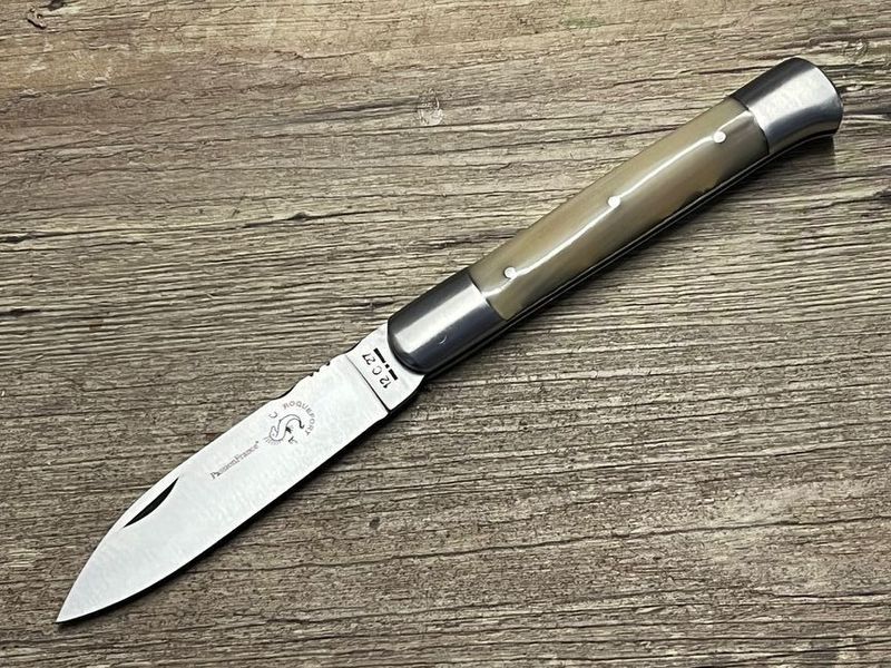Das Roquefort , französisches Taschenmesser, Griff  geflammte Hornspitze Schmiede ARTO