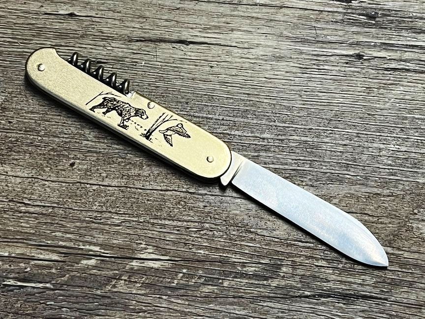 Das Sujet Jäger und Hund auf der Pirsch, Großes Modell, Motiv 19. Jahrhundert, Gravur, Zweiteiler, Schmiede Couperier-Coursolle