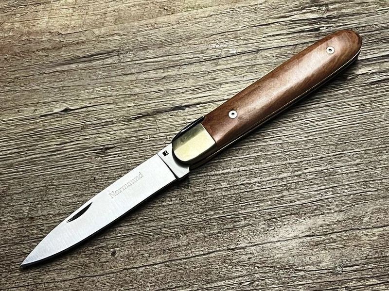 Das Normaund, französisches Taschenmesser, Griff Apfelholz,  Coutellerie Affut Pro