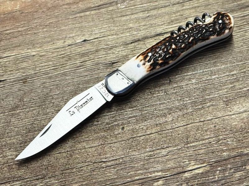 Couteau Chasse Douris Chastel, Modell Le Pionnier, Griff regionales Hirschhorn, 2teiliges kleines Jagdmesser (Petit Chasse) Coutellerie Goyon-Chazeau, Messer Nr. 2 Couteau Chasse Douris Chastel, Modell Le Pionnier, Griff regionales Hirschhorn, 2teiliges kleines Jagdmesser (Petit Chasse) Coutellerie Goyon-Chazeau, Messer Nr. 2