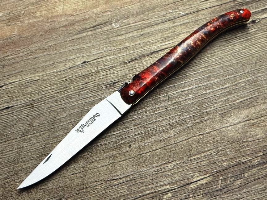 Laguiole en Aubrac 12 cm,  voller Griff, Modell Weltraum, Holunder Maserholz,  Messingplatine, einzigartige Verzierung