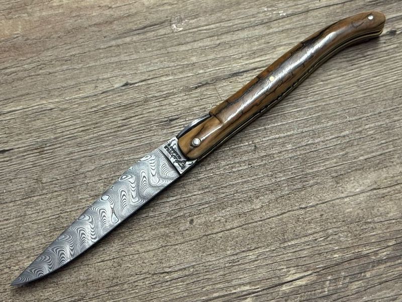 Laguiole en Aubrac 12 cm, Modell Tour Eiffel Prestige, limitierte Auflage Nr. 129 von 200, Mammutelfenbein poliert mit Ebenholz-Liseres Laguiole en Aubrac 12 cm, Modell Tour Eiffel Prestige, limitierte Auflage Nr. 129 von 200, Mammutelfenbein poliert mit Ebenholz-Liseres