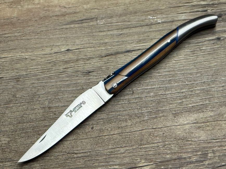 Laguiole en Aubrac 12 cm,  Mammutelfenbein mit blauer Acryleinlage und hinterer Mitres, Ressort floral