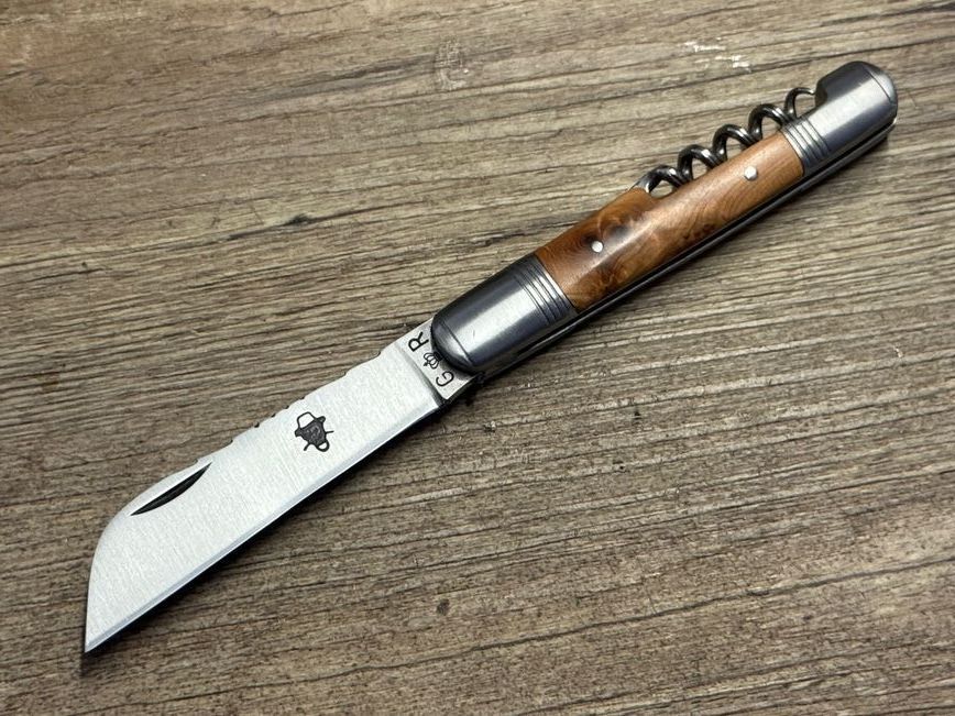 Das Tonneau Petit mit Korkenzieher reich verziert, französisches Taschenmesser mit Etui, Griff  Wacholder, Schmiede Thiers Issard