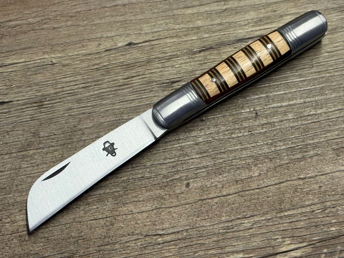 Das Tonneau Petit Luxe,  französisches Taschenmesser mit Etui, Griff  Einlegearbeit Amaranth/Buchsbaum und Ebenholz, Schmiede Thiers Issard