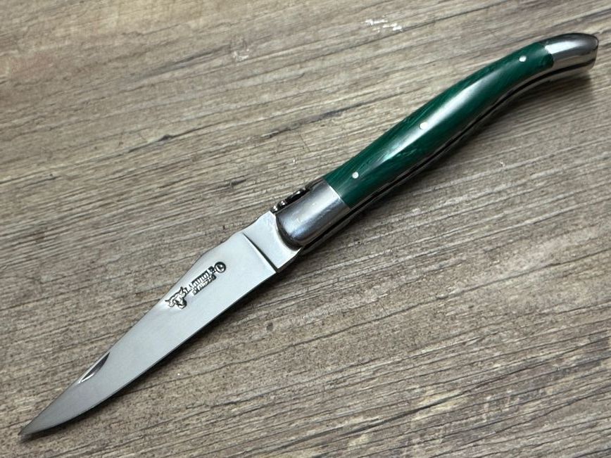 Laguiole en Aubrac 12 cm, Doppelplatine, geschmiedete Biene, Griff Malachit