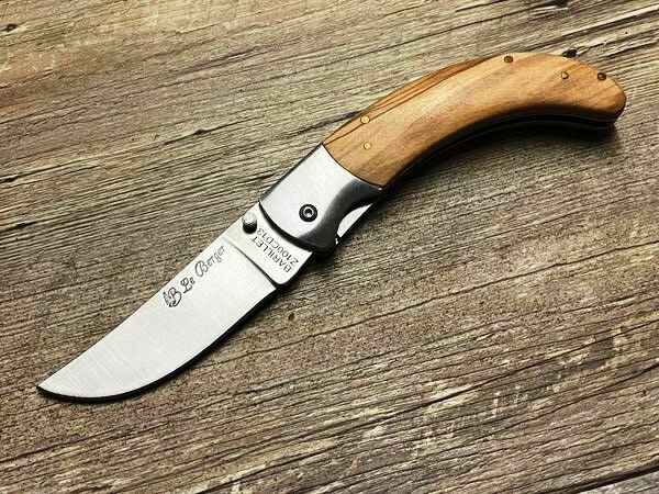 U Rusticu, korsisches Hirtenmesser, Griff Olivenholz, Coutellerie du Bastion Le Berger