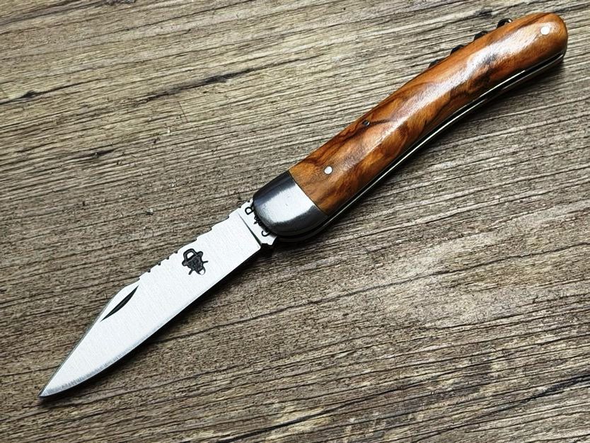 Das Alsacien oder Le Massu, reich verziert, französisches Taschenmesser, Griff Olivenholz, Korkenzieher, Schmiede Thiers Issard
