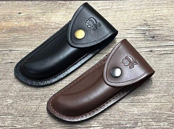 Gürtellederholster für U Ricorsu und U Rusticu  Taschenmesser aus der Coutellerie du Bastion, Le Berger, Farbe schwarz oder braun