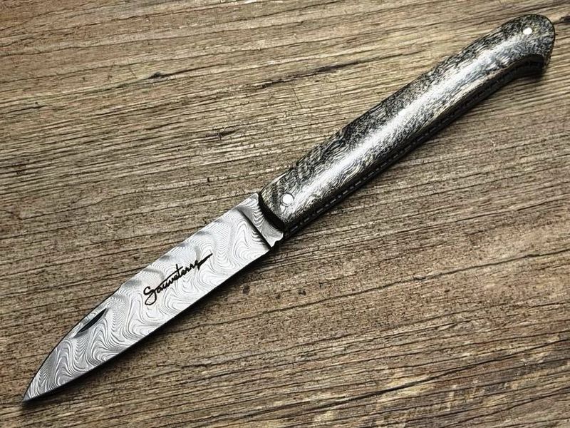 Einzelstück, das Sauveterre, französisches Taschenmesser, Griff  Maserpappel aus der Wurzelknolle, Klinge aus dem Hause Balbach,  Echtleder Stecketui, Schmiede Guy Vialis