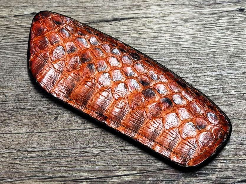 Für Folder Manu Laplace 1515, edles und sehr weiches Steck-Etui aus Schlangenleder (Echtleder),  einzigartige Zeichnung