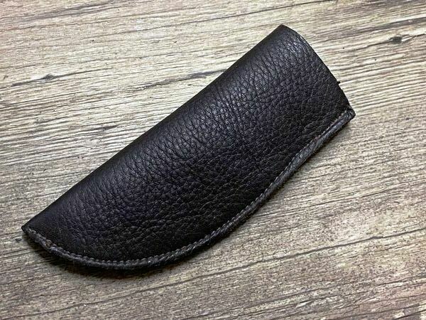Handgefertigtes weiches Einsteck-Etui aus Rindsleder für alle Cornicciolus  und Asco Hirtenmesser aus Korsika, u.a. Alexandre Musso