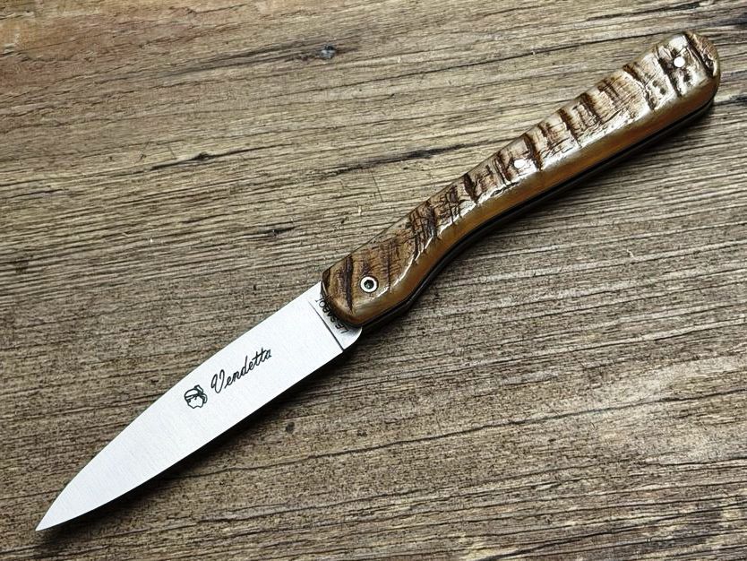 Vendetta, Voller Griff Widderhorn mit Ressortverzierung, Schmiede Au Sabot Vendetta, Voller Griff Widderhorn mit Ressortverzierung, Schmiede Au Sabot