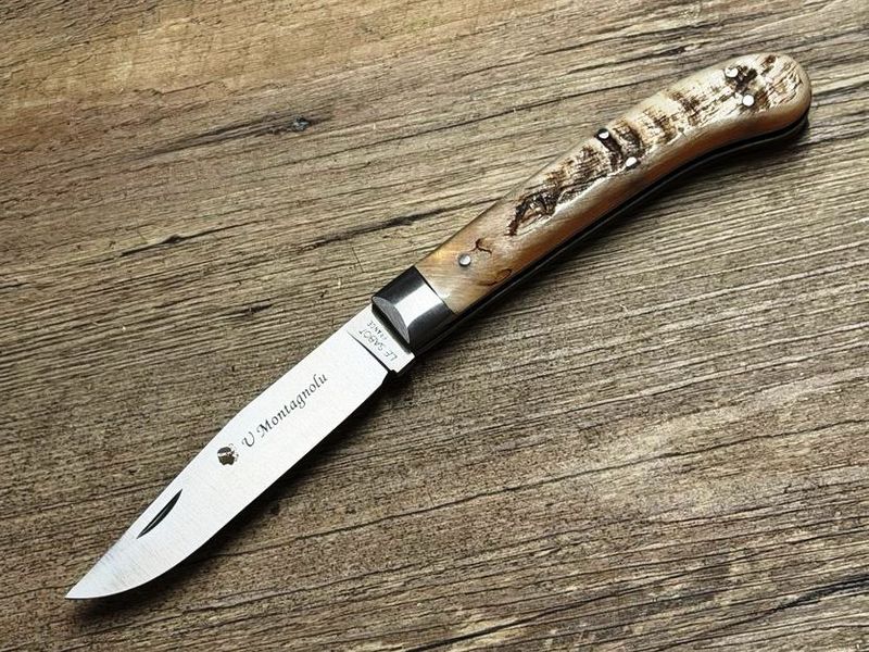 Das Corse Yatagan, korsisches Hirtenmesser, Griff Widderhorn, Coutellerie Au Sabot Das Corse Yatagan, korsisches Hirtenmesser, Griff Widderhorn, Coutellerie Au Sabot